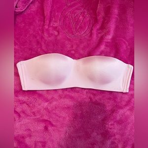 SKIMS WIRELESS FORM STRAPLESS BRA - BABY PINK - 34C